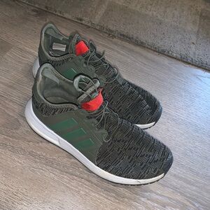 ADIDAS SHOE SIZE GS 6 1/2. 8/5 WOMEN